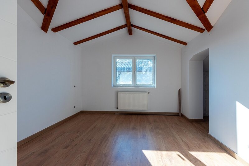 Cornetu, 5 camere, 188mp